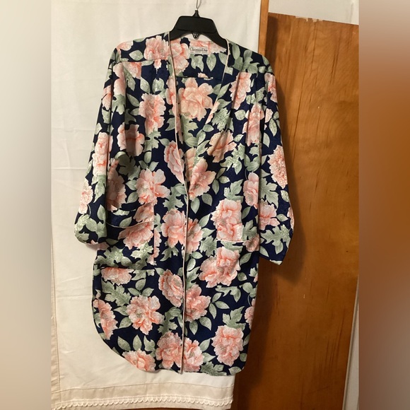 CHRISTIAN DIOR  LINGERIE NIGHT SHIRT SZ S - Picture 2 of 9